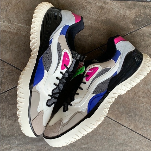 vans cross training shoes